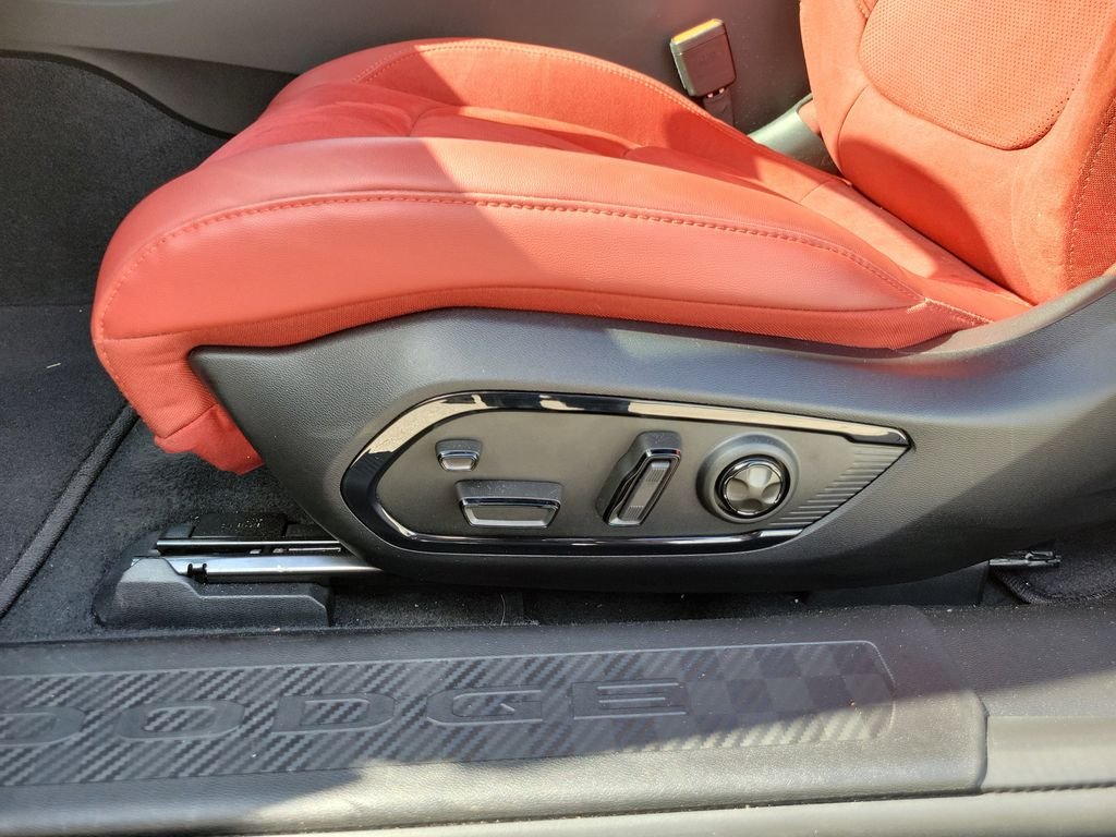 2025 Dodge Charger Daytona Scat Pack - Photo 16