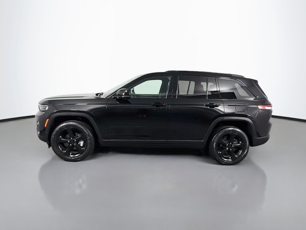 Used 2024 Black Jeep Limited image 4