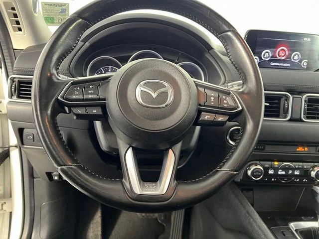 Used 2018 White Mazda Touring image 23