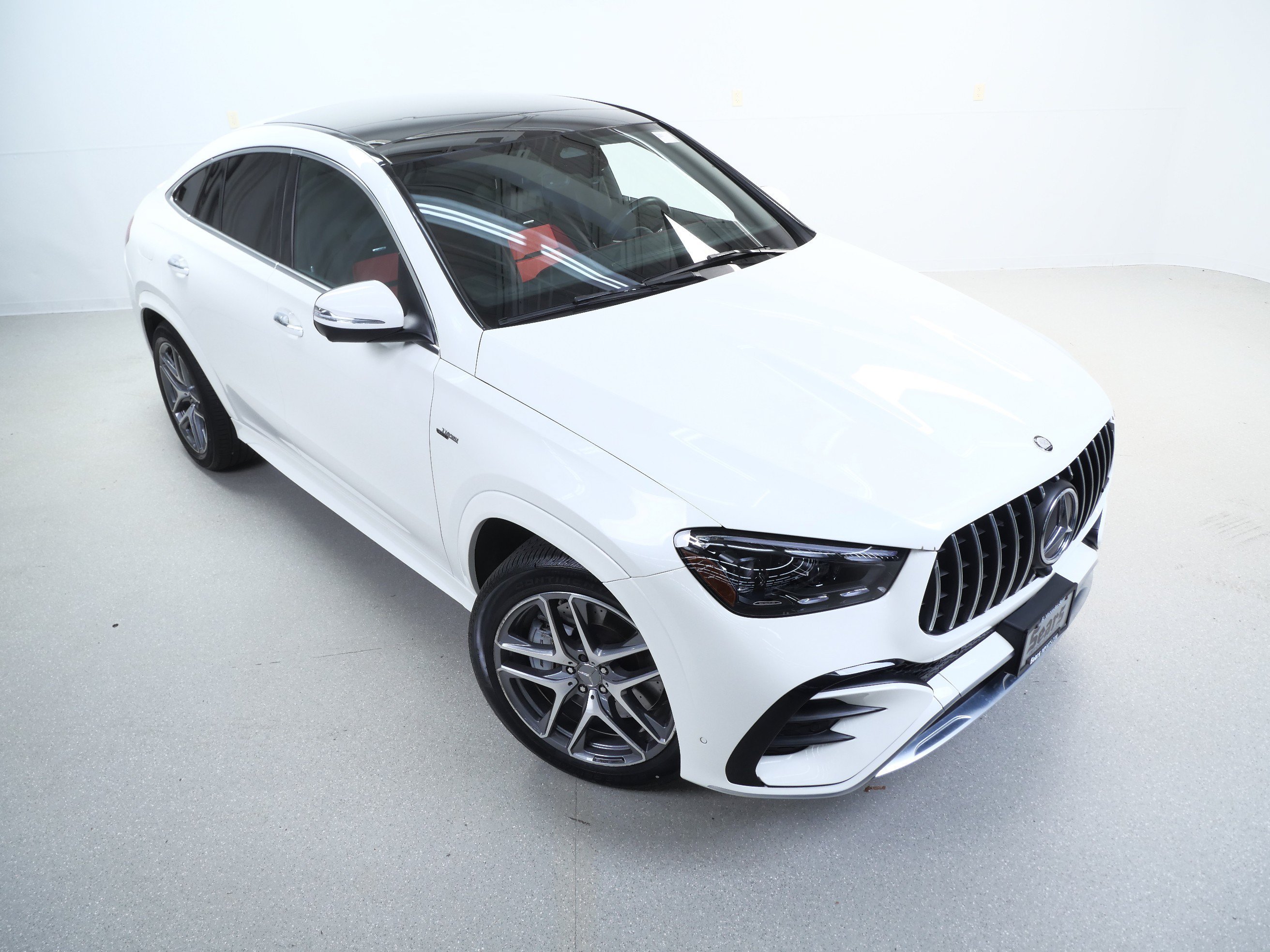 Certified Used 2024 MANUFAKTUR Diamond White Metallic Mercedes-Benz AMG® GLE 53 image 4