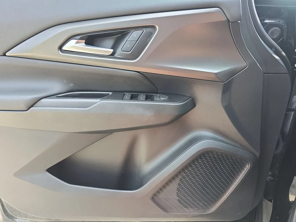 2026 Chevrolet Equinox EV 1LT - Photo 23