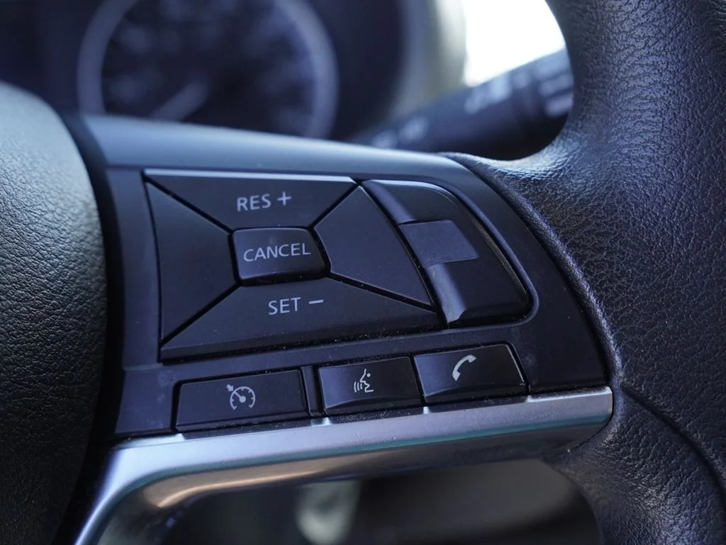Used 2020 Gray Nissan SV image 11