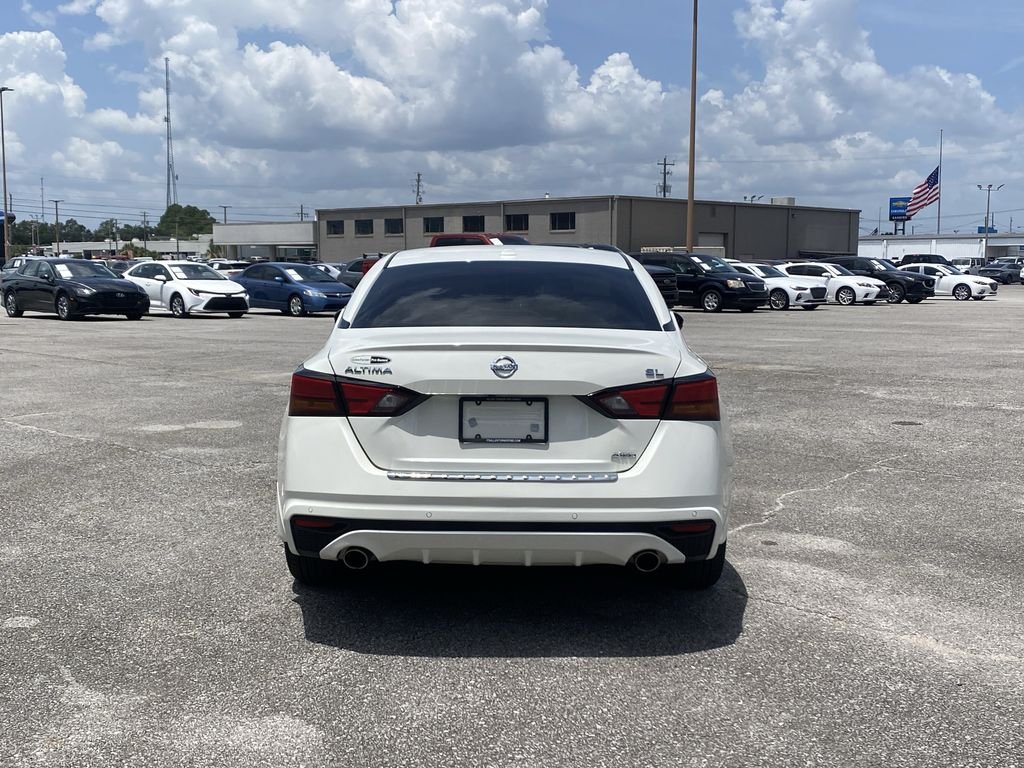 Used 2022 Pearl White Tricoat Nissan 2.5 SL image 7