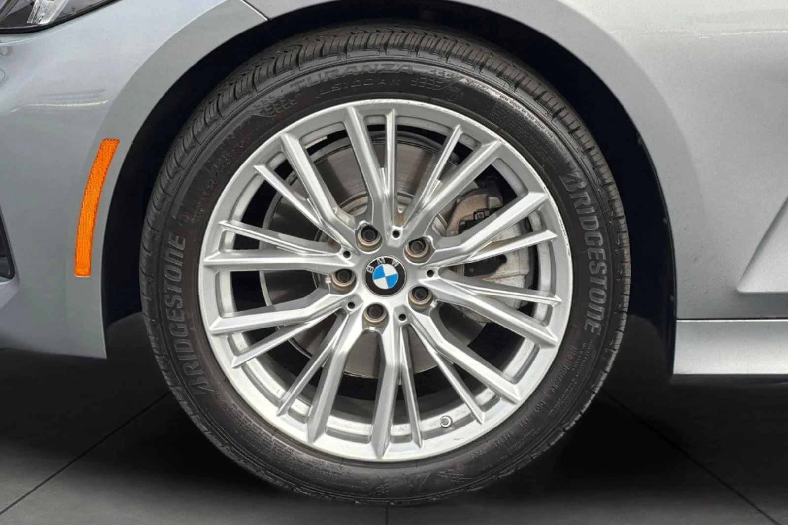 Used 2024 Skyscraper Grey Metallic BMW 330i image 25