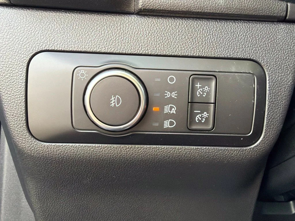 New 2026 Azure Gray Metallic Tri-Coat Ford Badlands® image 27