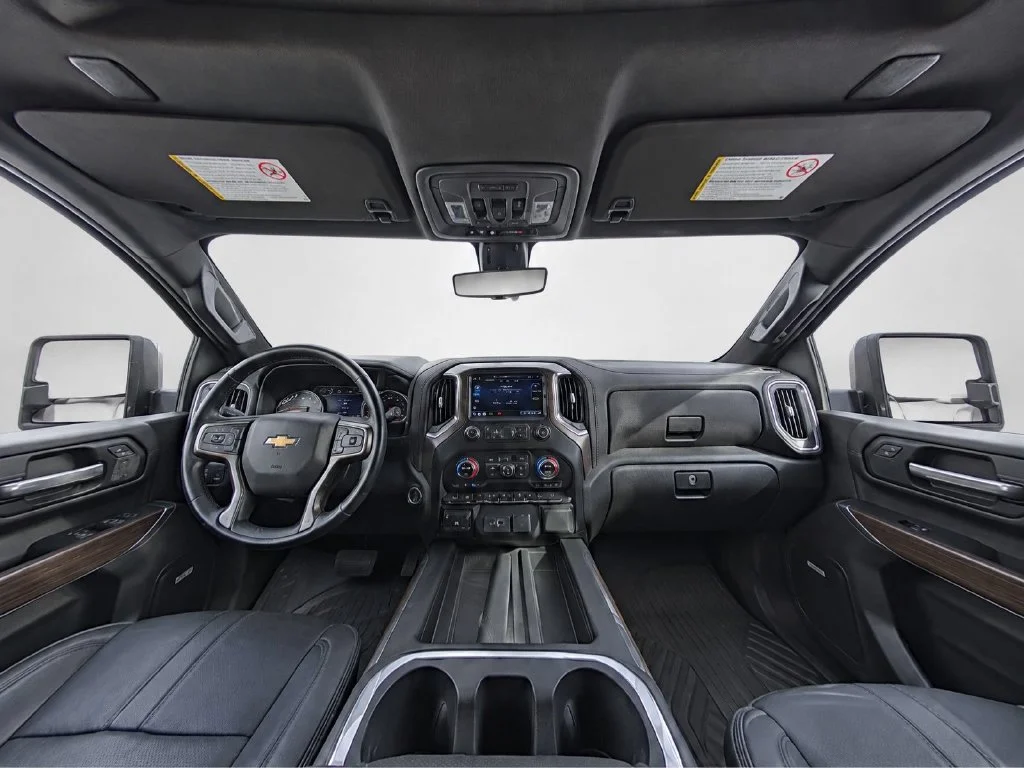 Used 2020 Blue Chevrolet High Country image 18