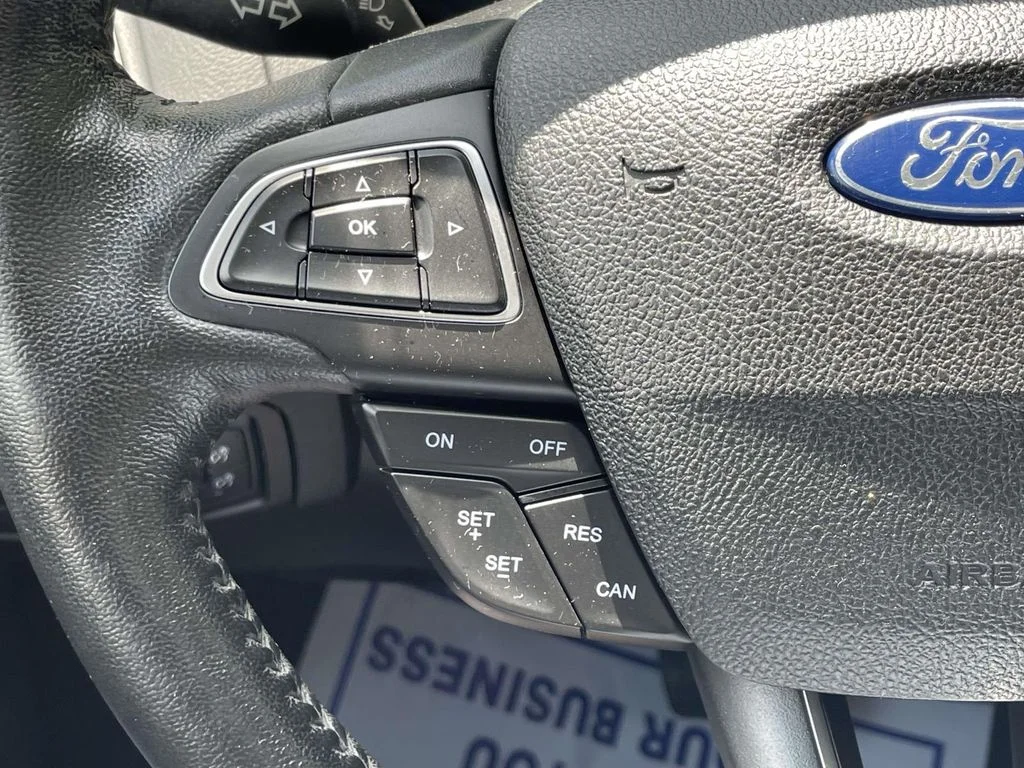 Used 2015 Red Ford SE image 21