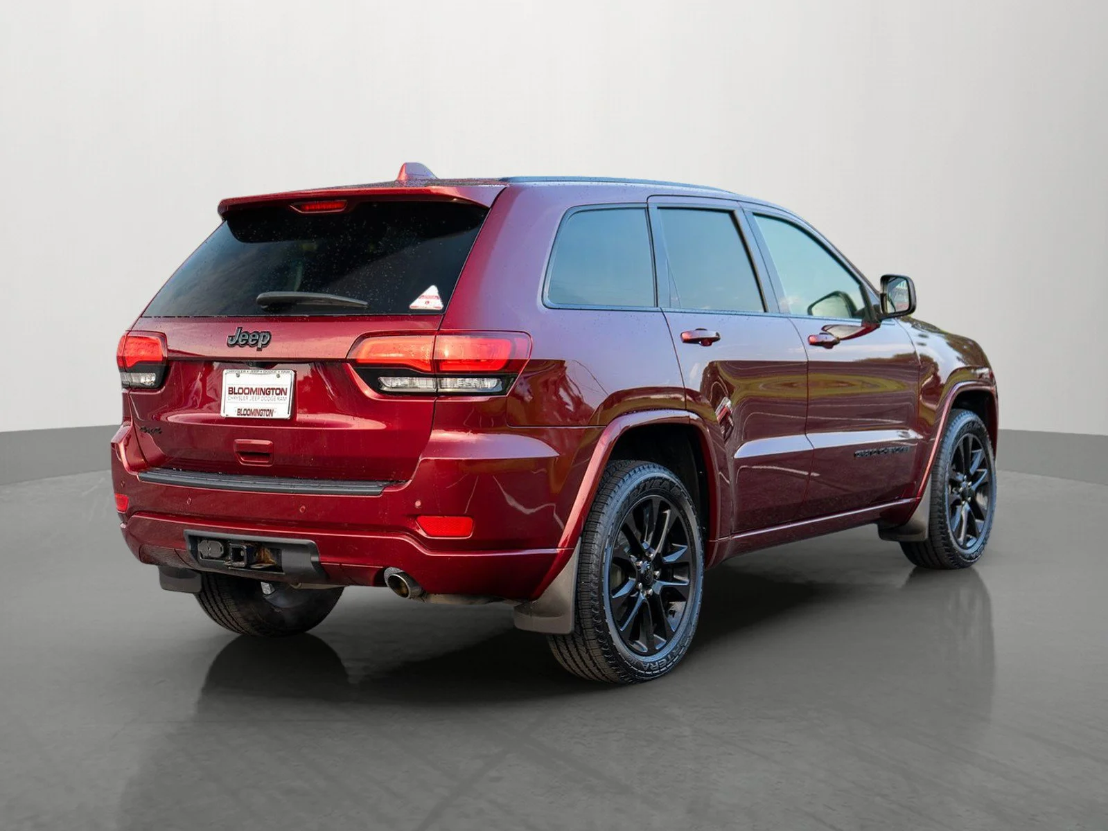 Used 2020 Velvet Red Pearlcoat Jeep Altitude image 7