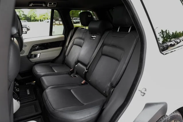 Used 2019 White Land Rover 5.0L V8 Supercharged image 50