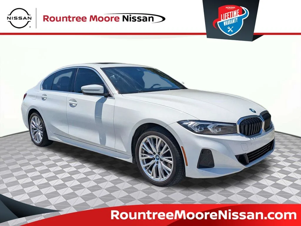 2024 BMW 3 Series 330e Sedan's photo