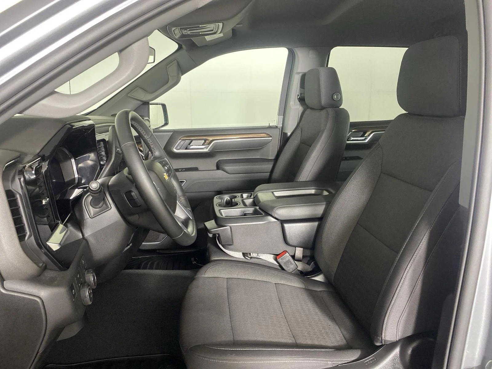 Used 2026 Sterling Gray Metallic Chevrolet LT image 10