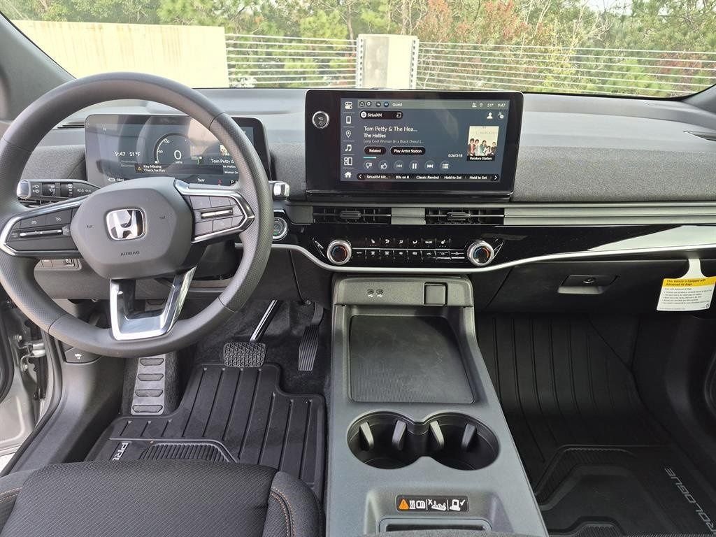 2026 Honda Prologue EX - Photo 9