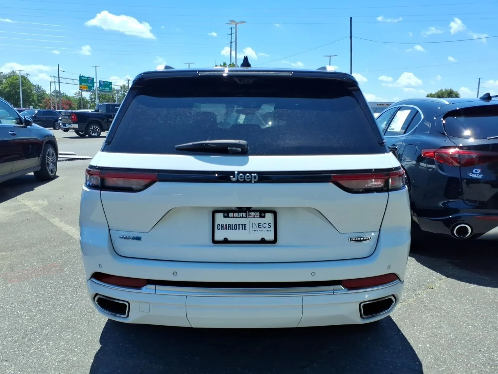 Used 2023 Bright White Clearcoat Jeep Summit image 11