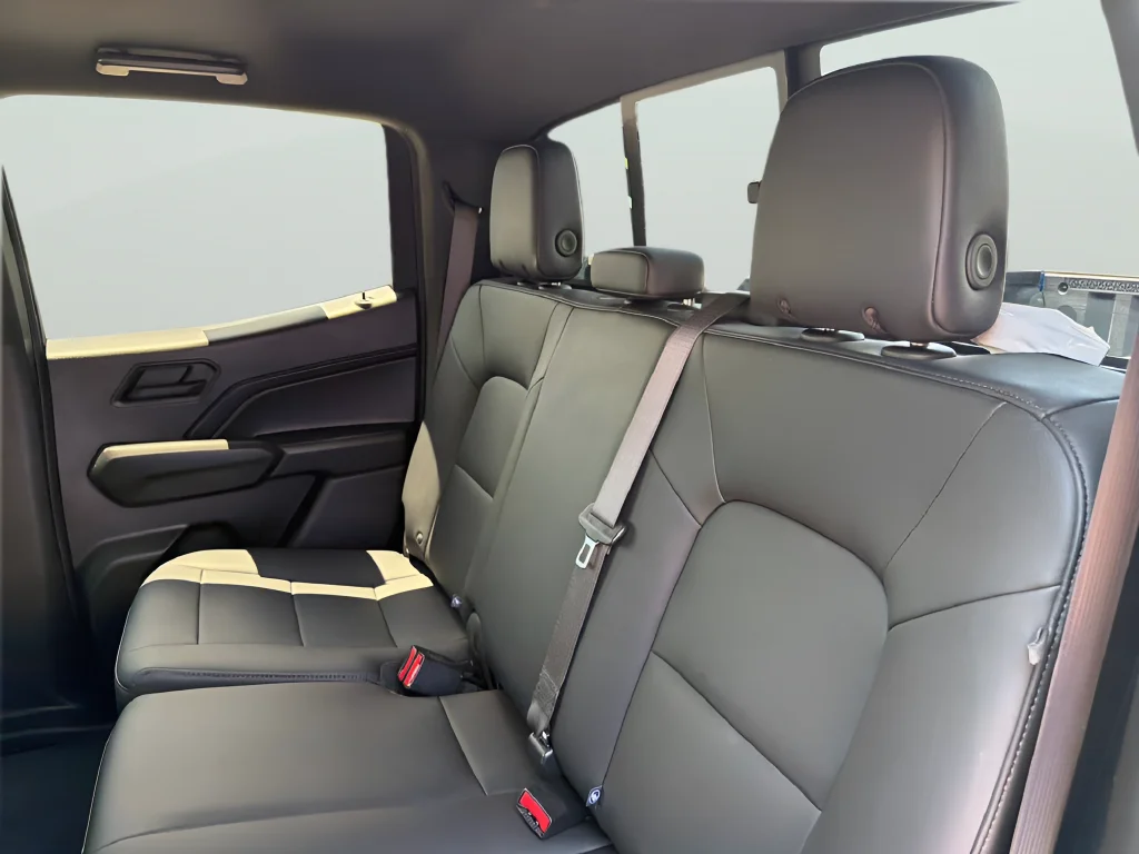Used 2025 Blue Chevrolet Trail Boss image 36