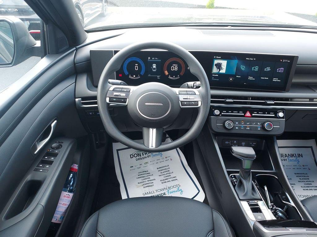 New 2027 Black Hyundai SE AWD image 16