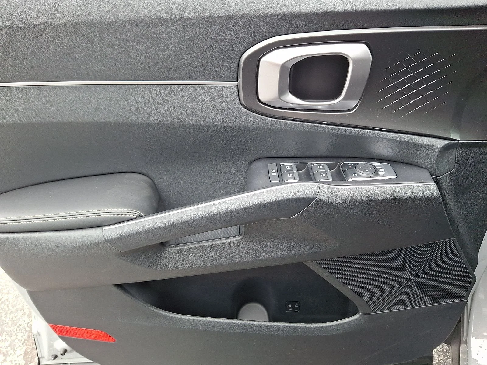 New 2026 Gray Kia S image 13