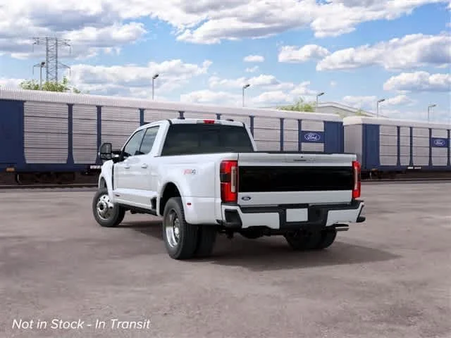 New 2027 Star White Metallic Tri-Coat Ford Platinum image 6