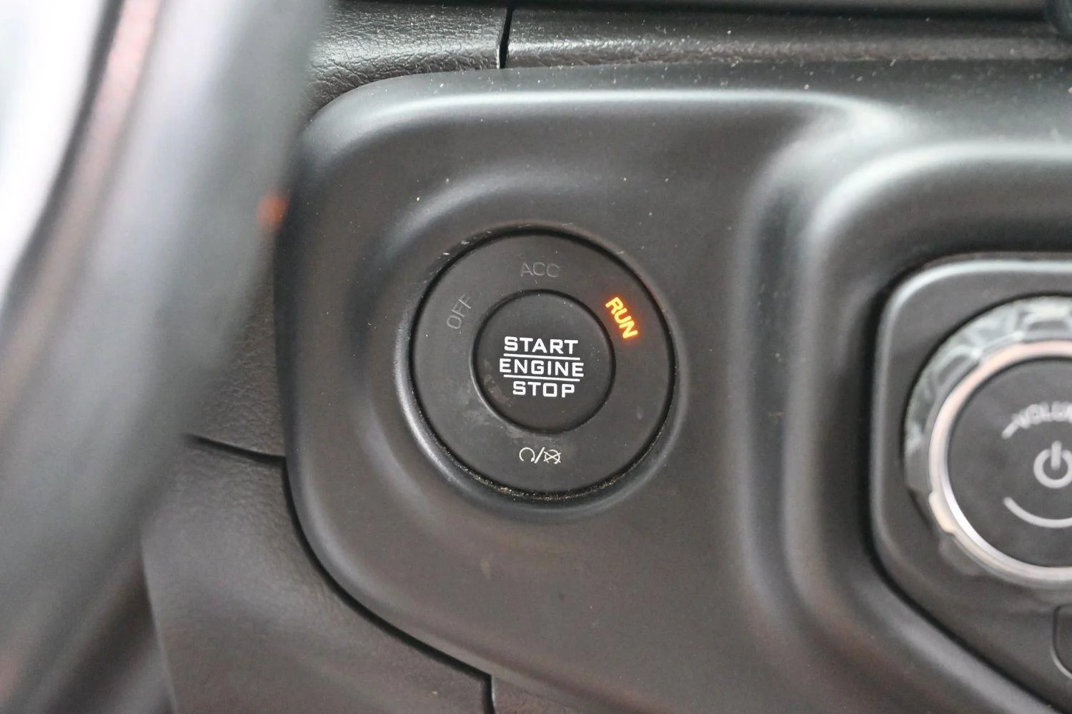 Used 2022 Black Clearcoat Jeep Unlimited Sport S image 23