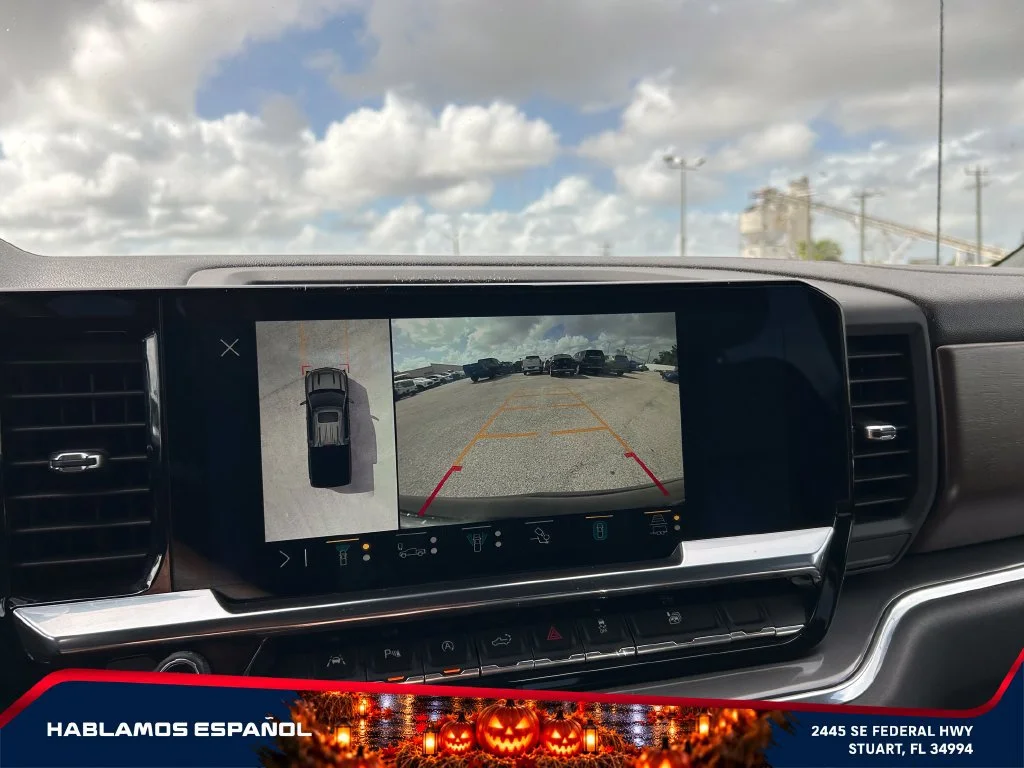 Used 2023 BLACK Chevrolet High Country image 29