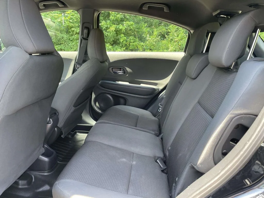 Used 2019  Honda Sport image 10