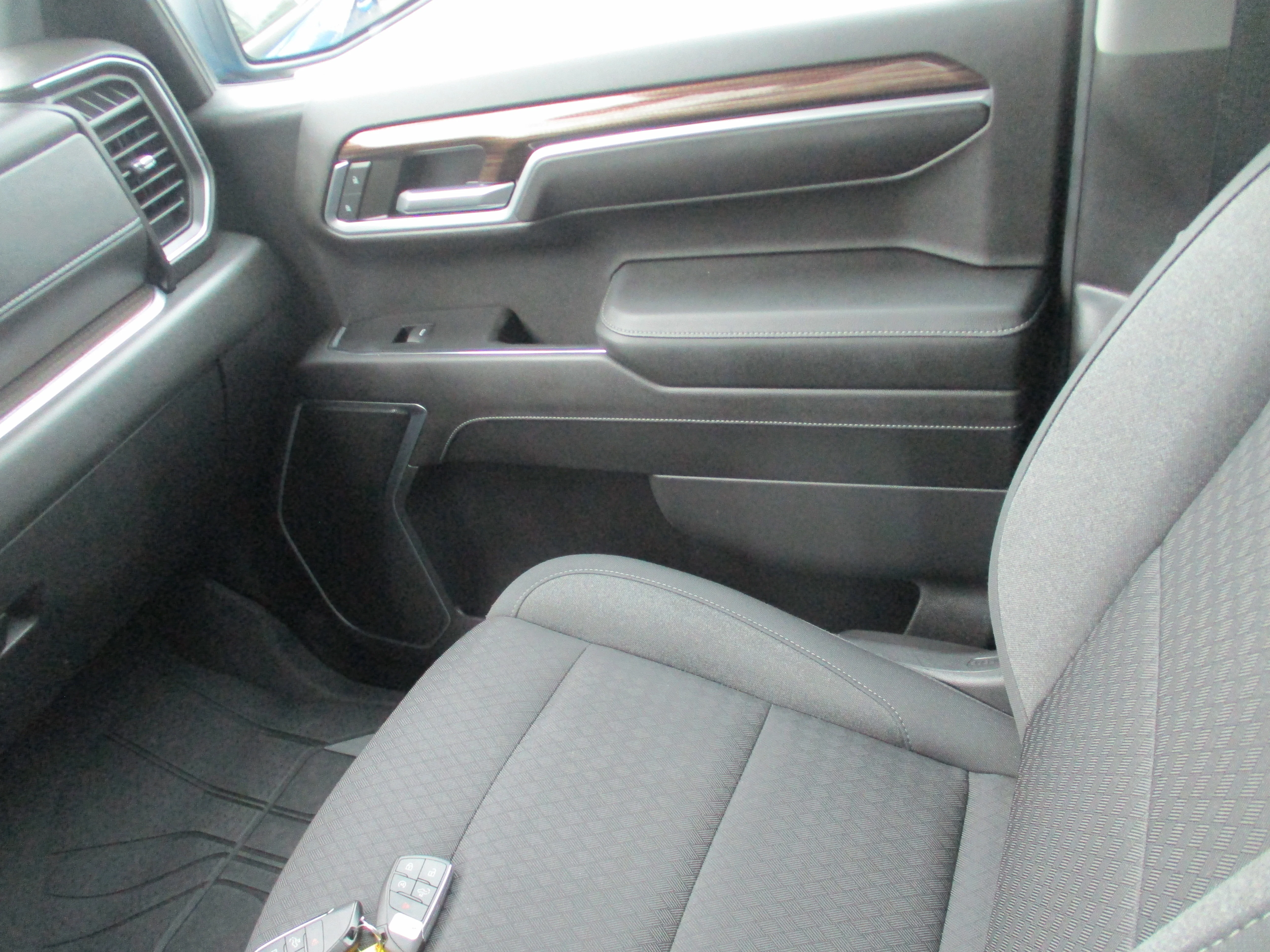 Used 2023 Glacier Blue Metallic Chevrolet LT image 40