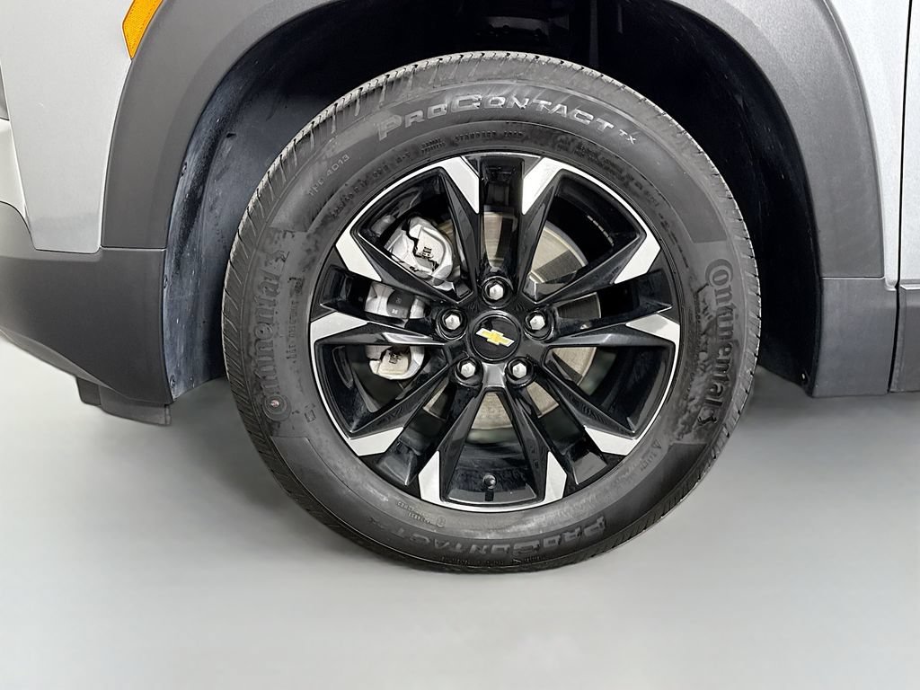 Used 2023 Sterling Gray Metallic Chevrolet LT image 28