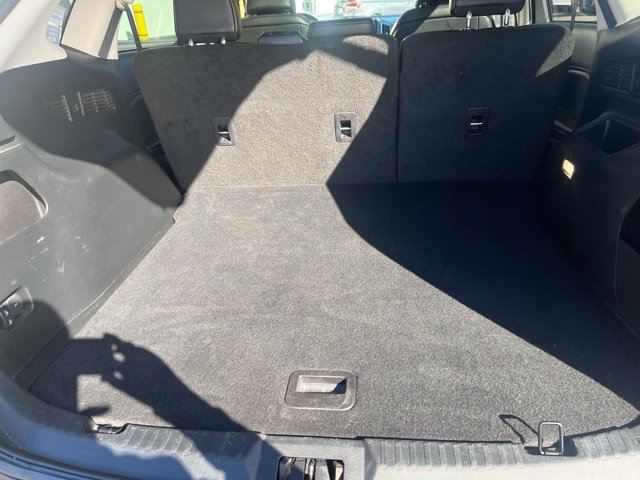 Used 2022 Black Ford SEL image 21