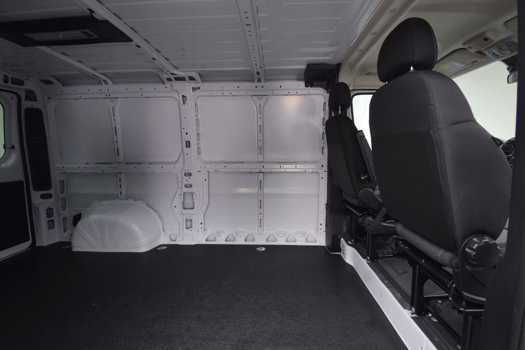 New 2026 Bright White Clearcoat RAM Base image 14