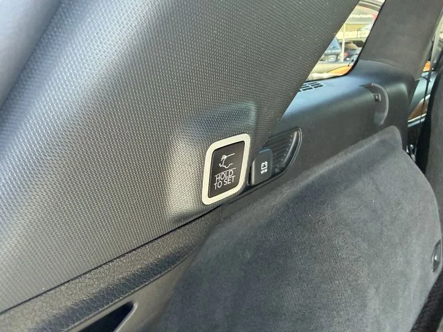 Used 2024 Brown Jeep Summit Reserve image 31
