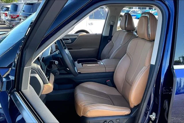 Used 2025 Blue INFINITI SENSORY image 18