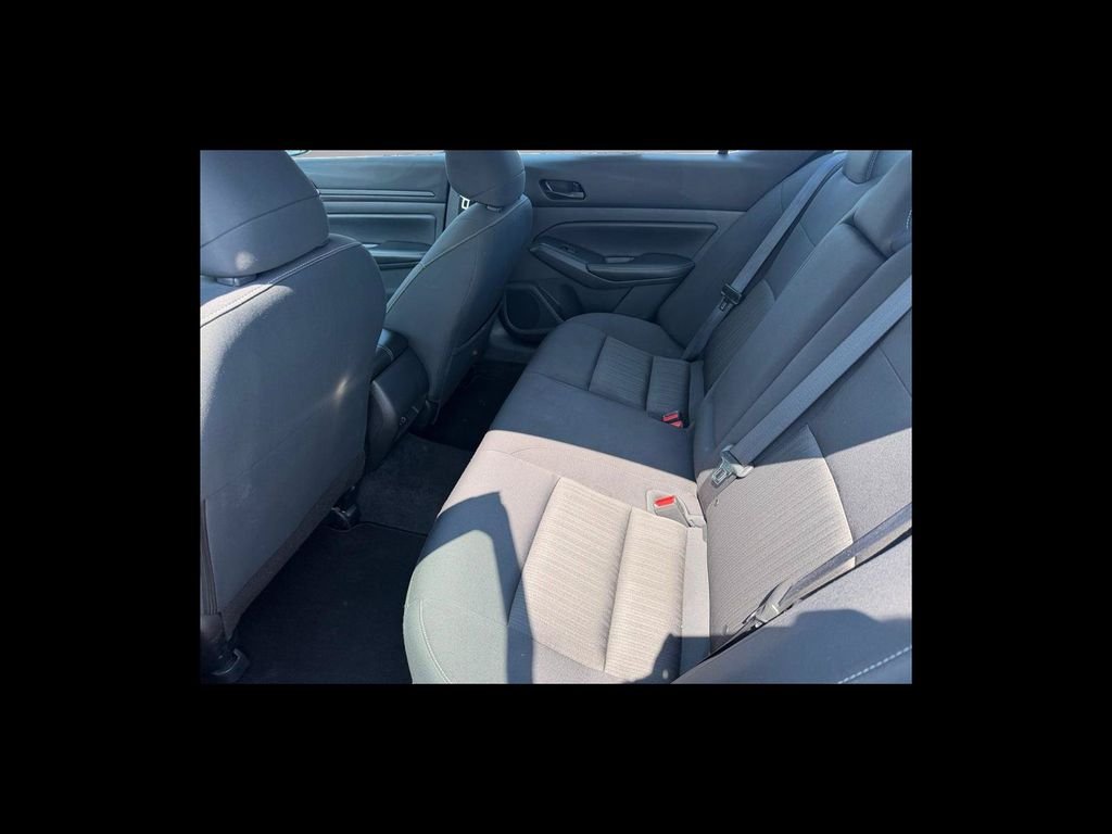 Used 2025 Gray Nissan 2.5 SV image 17
