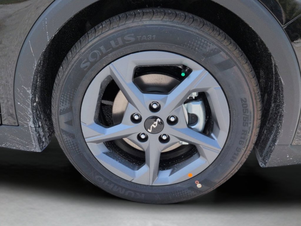 New 2026 Aurora Black Pearl Kia LXS image 29