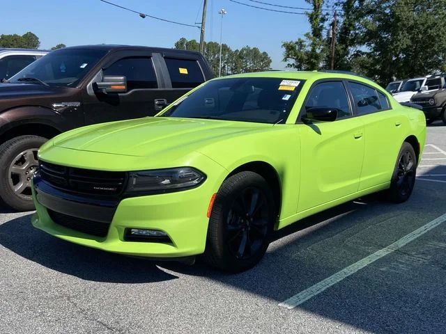 Used 2023 Sublime Clearcoat Metallic Dodge SXT image 3