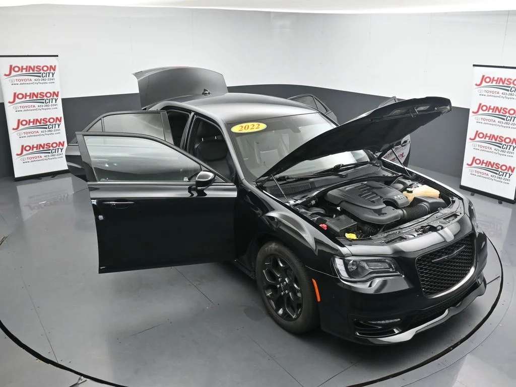 Used 2022 Black Chrysler Touring image 40