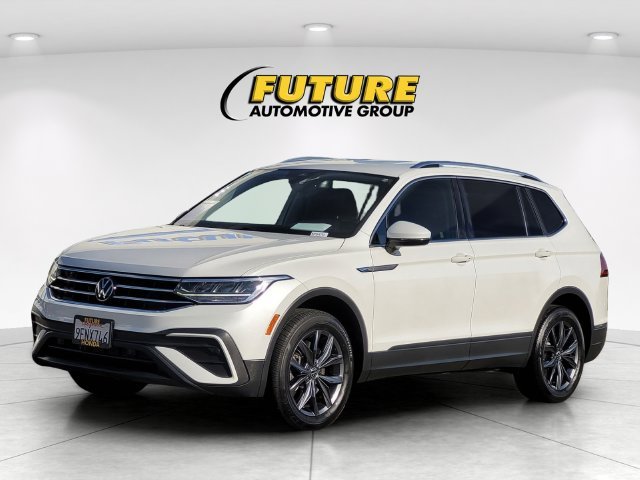 Used 2023 White Volkswagen 2.0T SE image 5