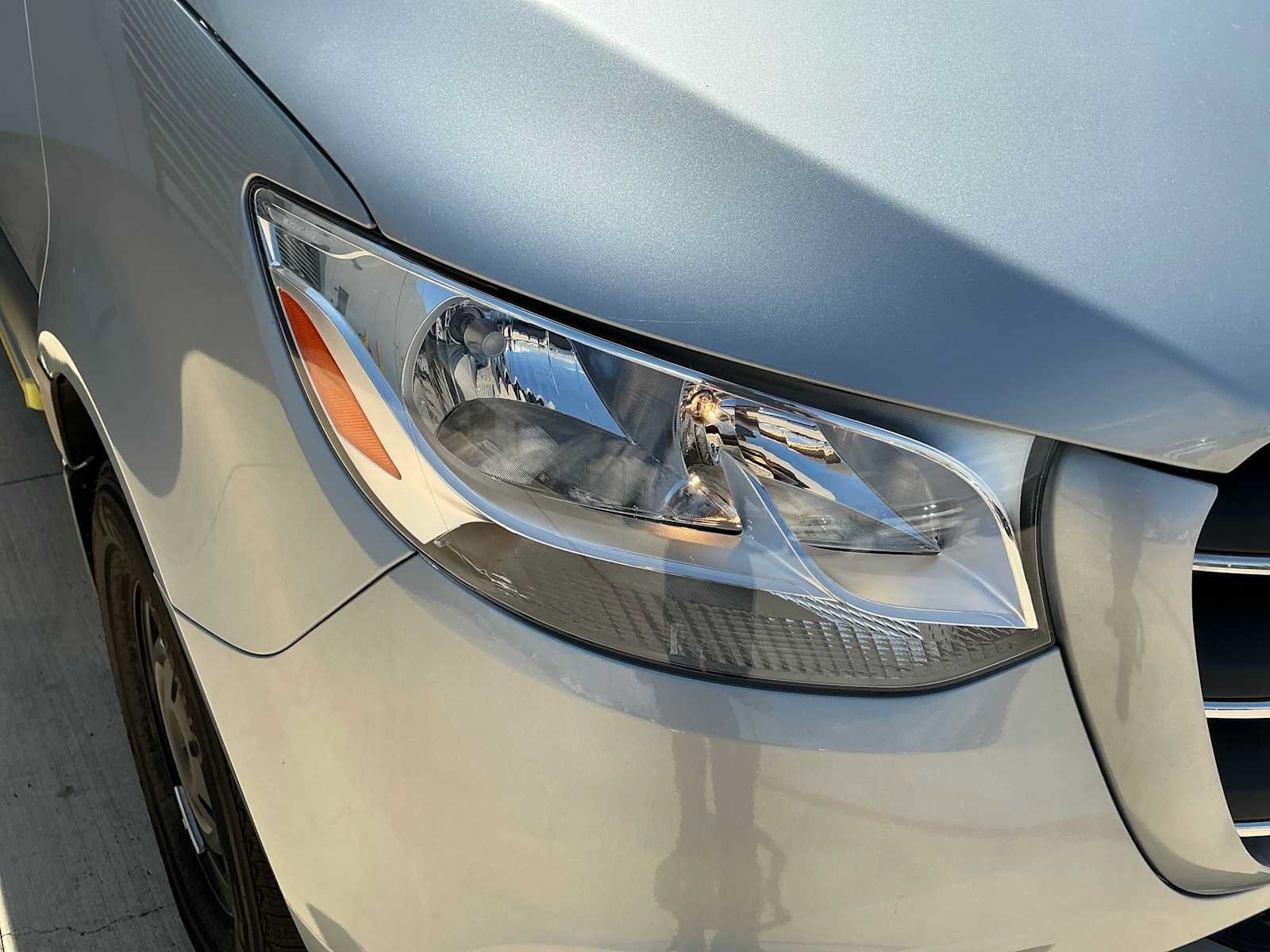 New 2025 High-tech silver metallic Mercedes-Benz  image 20