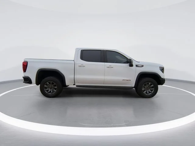 Used 2024 White GMC AT4X image 9