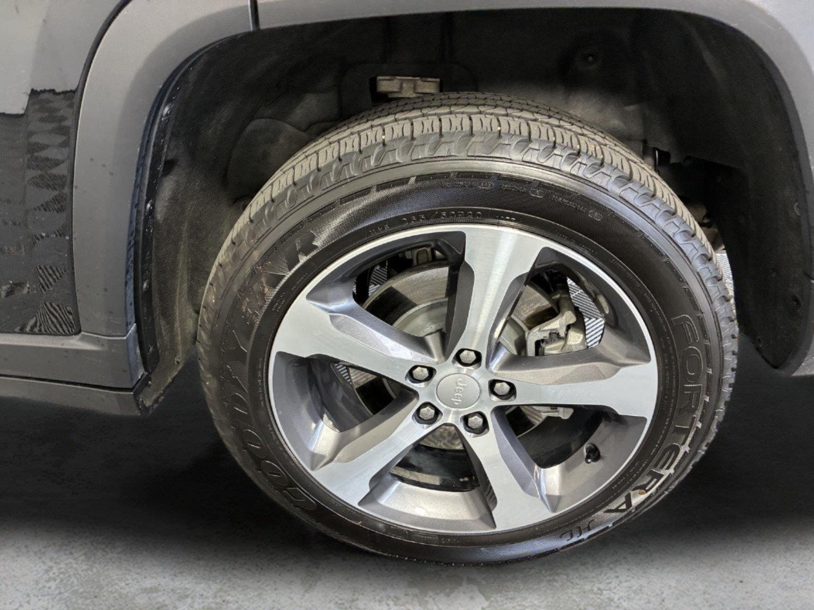Used 2023 Diamond Black Crystal Pearlcoat Jeep 4xe image 16
