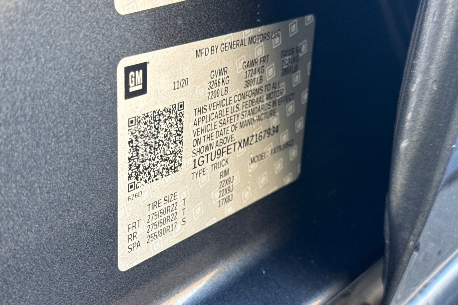 Used 2021 Blue GMC Denali image 25