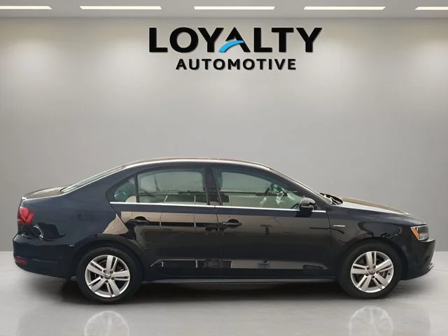 Used 2014 Black Volkswagen SEL image 8