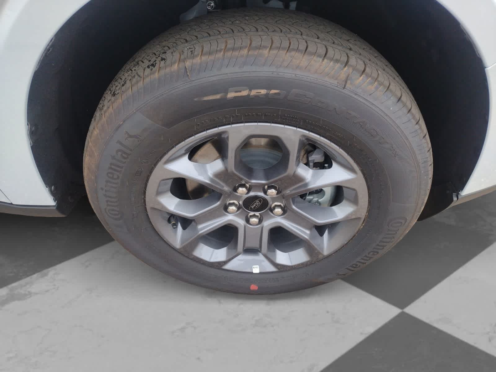 New 2026 Space White Metallic Ford XLT image 9