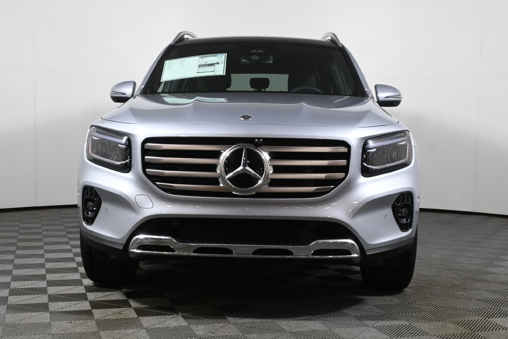 New 2026 Cirrus Silver Metallic Mercedes-Benz GLB 250 image 42