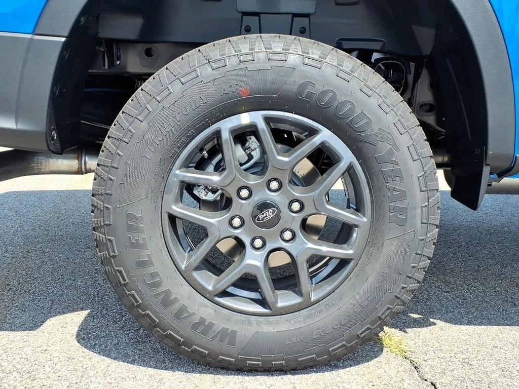New 2026 Velocity Blue Metallic Ford XLT image 9