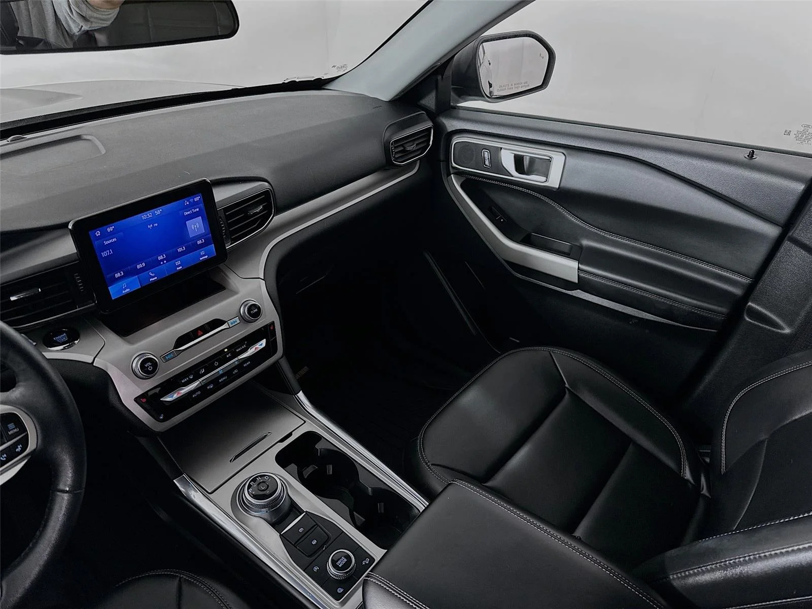 Used 2024  Ford XLT image 24