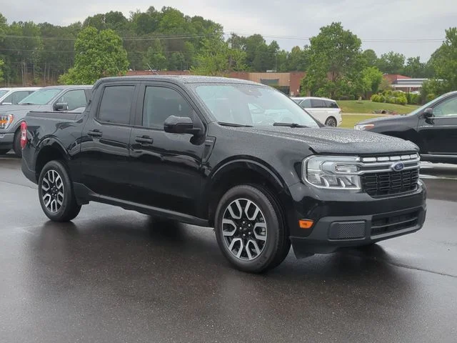 Used 2023 Black Ford Lariat image 15