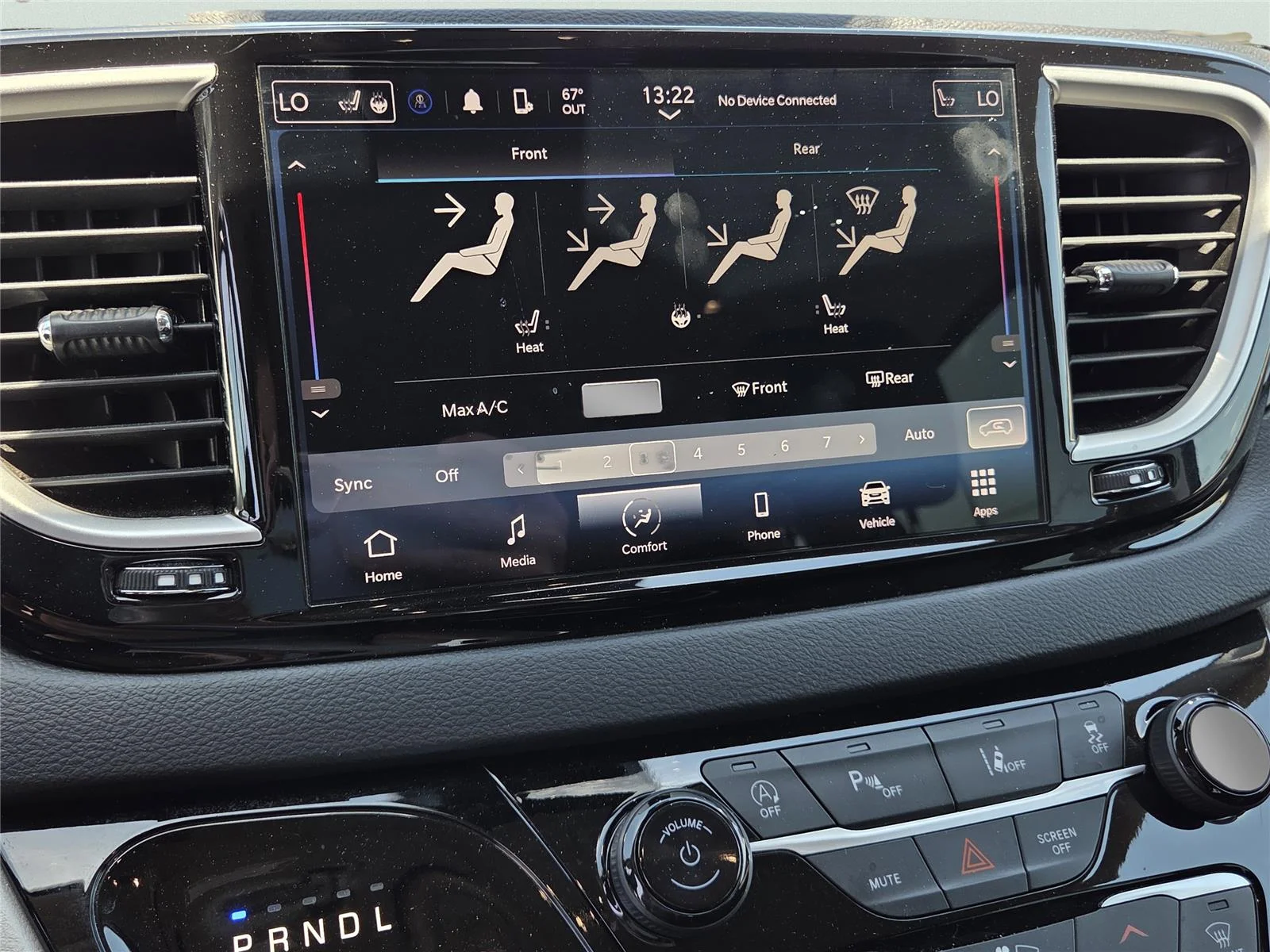 Used 2023 Brilliant Black Crystal Pearlcoat Chrysler Touring L image 10