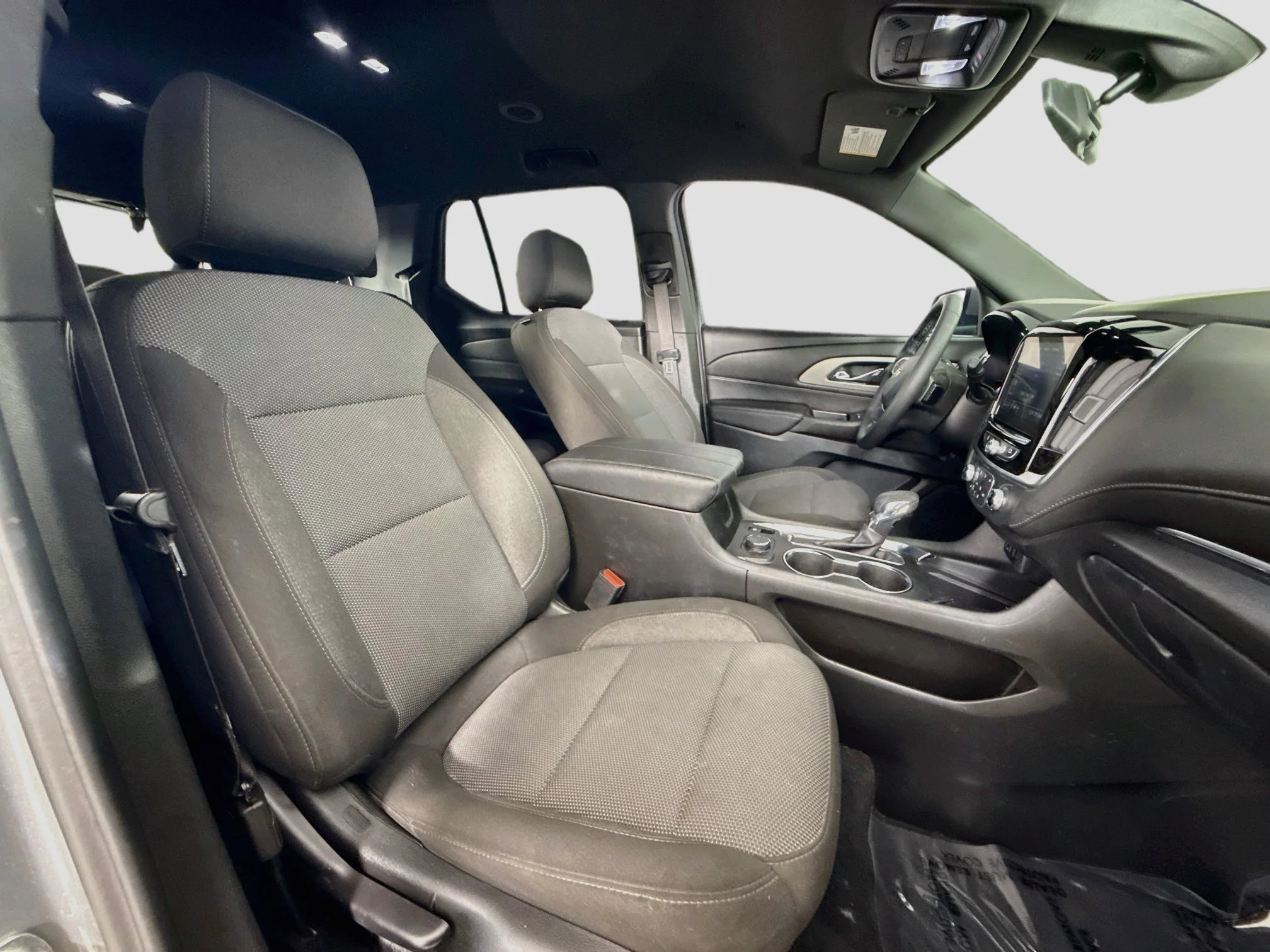 Used 2023 Sterling Gray Metallic Chevrolet LT Cloth image 29