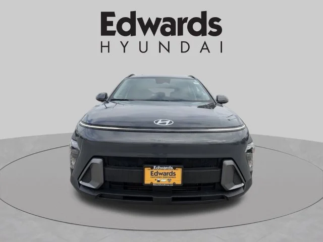 Used 2024 Gray Hyundai SEL image 2