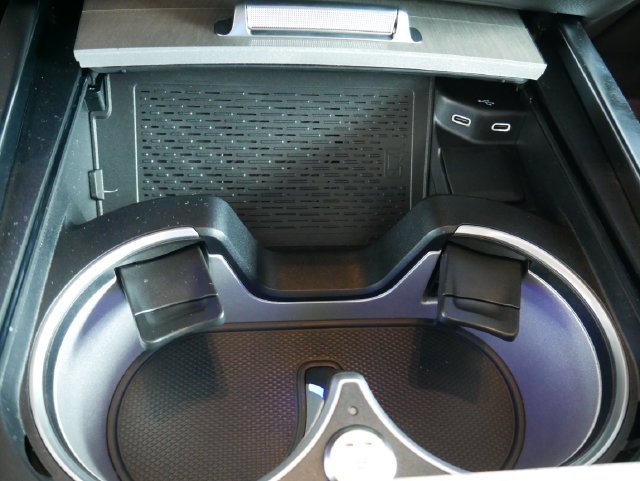 New 2027 Selenite Grey Mercedes-Benz G 580 image 40