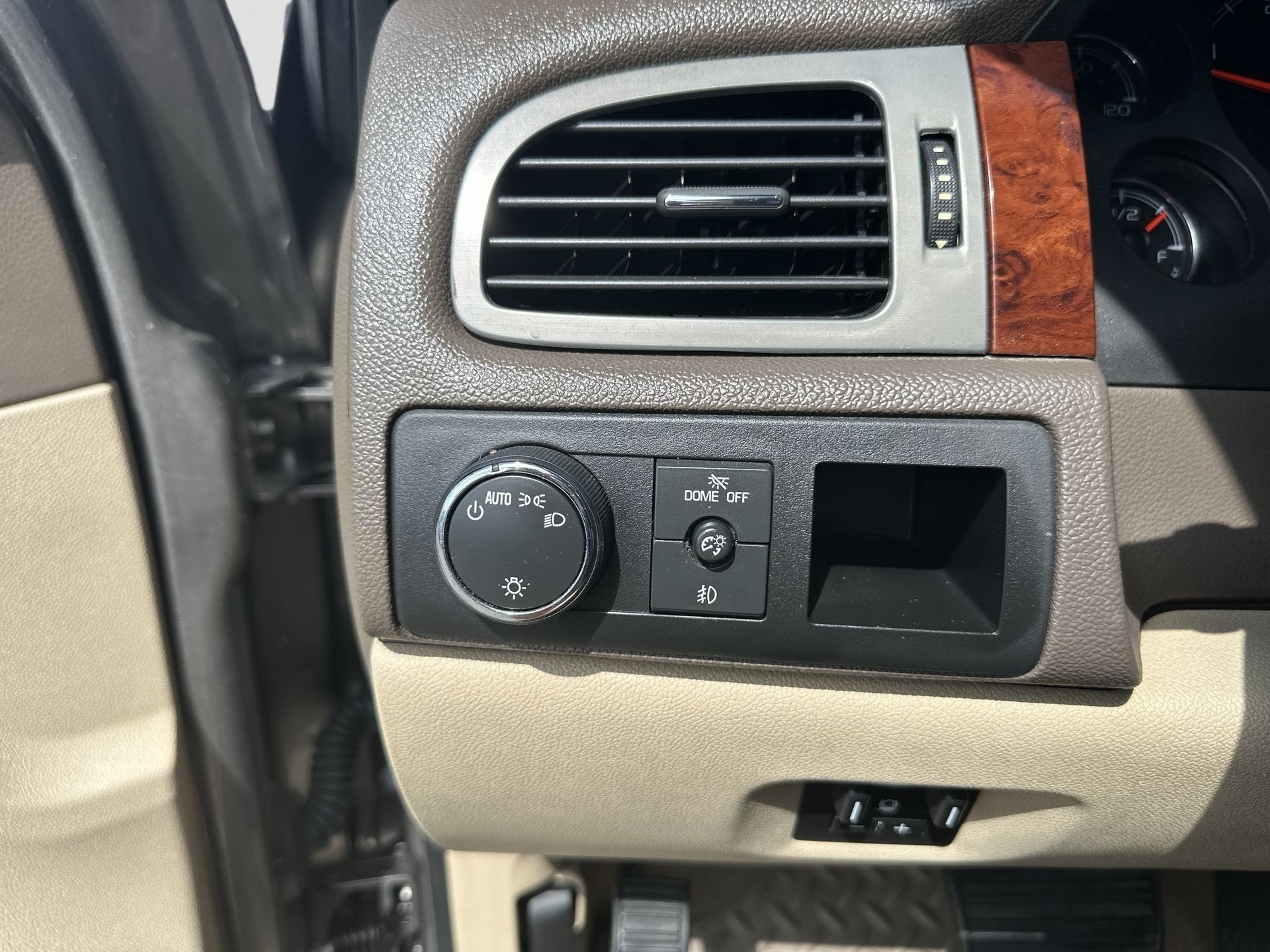 Used 2013 MOCHA STEEL METALLIC GMC SLT image 18